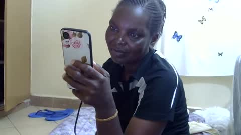 slimmygal online show from February 18, 4:58 am