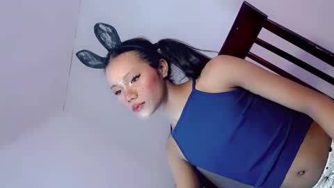 angela online show from June 28, 4:57 pm