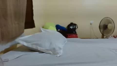 slimshadey online show from February 28, 1:58 am