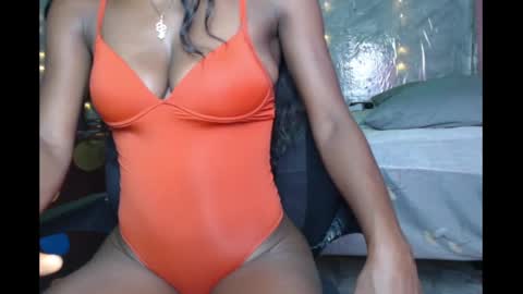 Snapshot of slimzyx chatting on December 23, 1:40 am slimzyx online show from December 23, 1:40 am