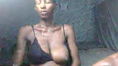 Snapshot of slimzyx chatting on November 16, 10:59 pm slimzyx online show from November 16, 10:59 pm