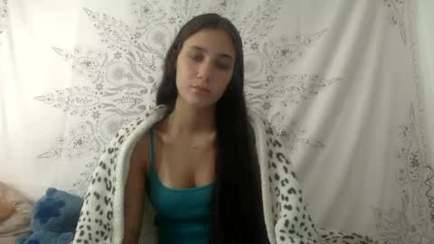 Snapshot of sloaneharperxo chatting on June 19, 5:39 pm sloaneharperxo online show from June 19, 5:39 pm