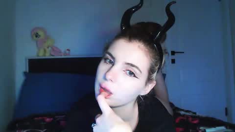 sloomonata online show from November 1, 4:14 am