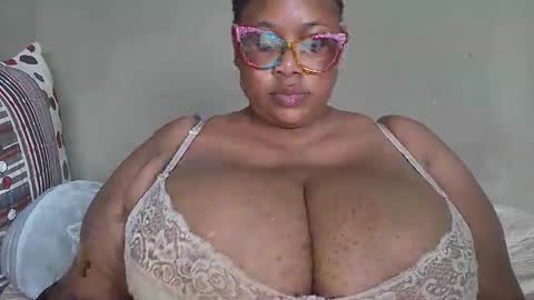 sloppybjqueenn online show from September 24, 7:33 am