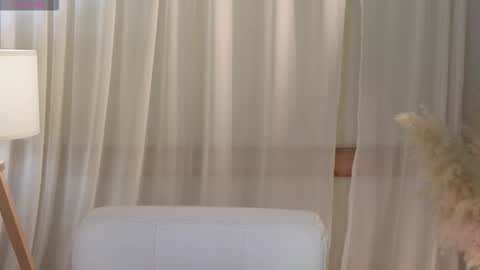 Emilia online show from February 4, 12:22 pm