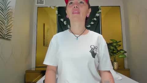 Paola  online show from February 19, 11:28 am