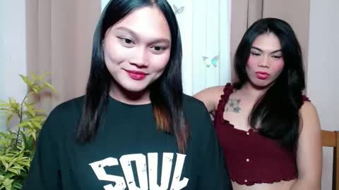 STELLA online show from December 17, 1:28 pm