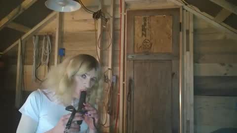 slutjennifertransxx online show from February 5, 3:11 am