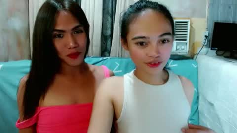 Snapshot of slutqueen_raz chatting on December 30, 7:37 am Raz online show from December 30, 7:37 am