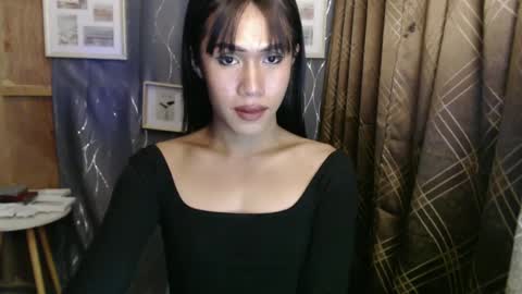 Snapshot of slutqueen_raz chatting on February 26, 2:57 pm Raz online show from February 26, 2:57 pm