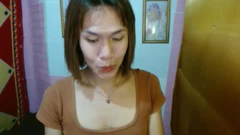 Snapshot of slutqueen_raz chatting on October 29, 2:58 am Raz online show from October 29, 2:58 am