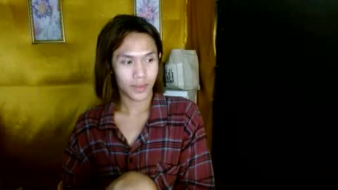 Snapshot of slutqueen_raz chatting on November 29, 10:18 am Raz online show from November 29, 10:18 am