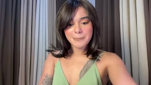 Snapshot of slutty_lavinia chatting on April 30, 2:40 am Slutty Lavinia online show from April 30, 2:40 am
