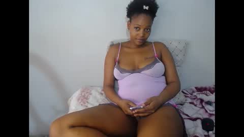 sluttykayy_ online show from October 24, 11:28 am