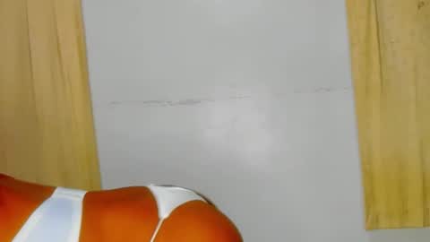 Sexyslutt online show from September 21, 11:23 am