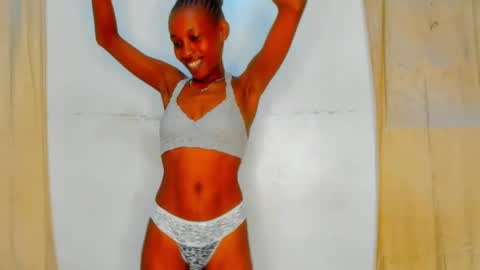 Sexyslutt online show from May 30, 7:00 pm