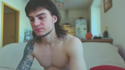 Gus online show from March 10, 5:34 am