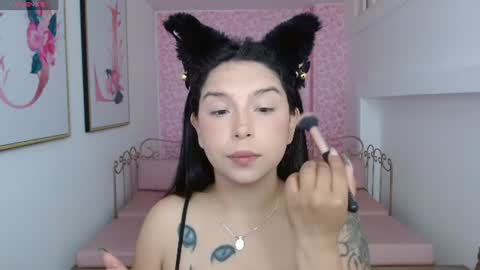 Mariana Torres online show from June 11, 1:09 pm