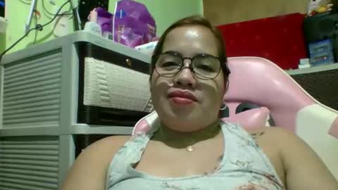 Lovewella online show from May 9, 3:17 pm