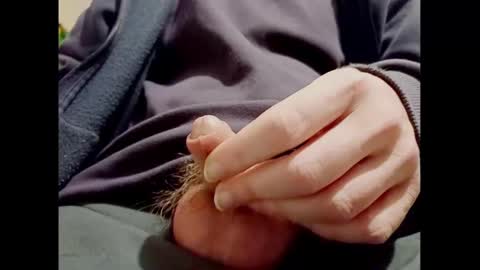 Small Hairy Uncut online show from December 30, 2:19 pm