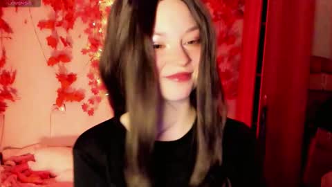 smallimpmeili online show from October 5, 7:45 pm