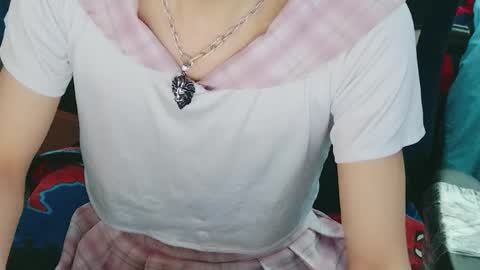smallkoreanboi online show from May 9, 7:41 pm