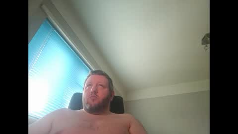 smallone19832 online show from February 9, 9:58 am