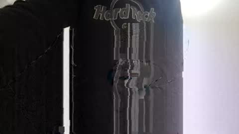 Snapshot of smallone8825 chatting on December 13, 12:17 pm smallone8825 online show from December 13, 12:17 pm