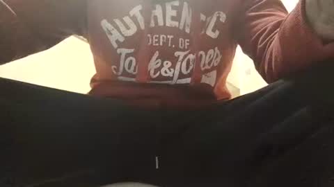 Snapshot of smallone8825 chatting on January 2, 4:24 pm smallone8825 online show from January 2, 4:24 pm