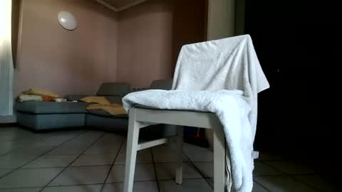 smallone8825 online show from July 3, 2:56 pm