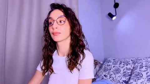 Elizabeth online show from March 1, 4:36 am