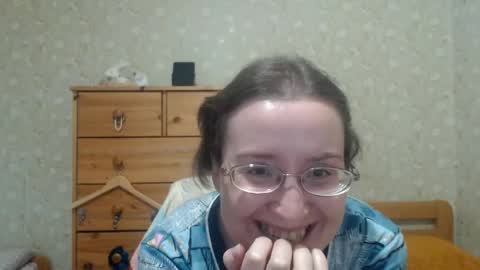 smart_rose online show from April 18, 3:38 pm