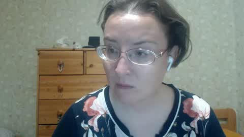 Snapshot of smart_rose chatting on May 25, 7:53 pm smart_rose online show from May 25, 7:53 pm