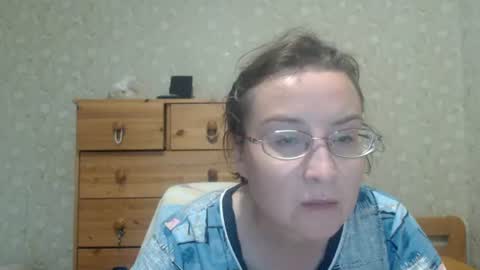 Snapshot of smart_rose chatting on July 6, 5:26 pm smart_rose online show from July 6, 5:26 pm