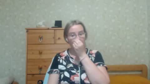 Snapshot of smart_rose chatting on July 17, 5:07 pm smart_rose online show from July 17, 5:07 pm