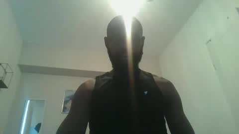 Snapshot of smartfuck777 chatting on February 10, 10:52 am smartfuck777 online show from February 10, 10:52 am