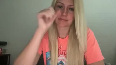 smexxii93 online show from March 2, 5:53 pm