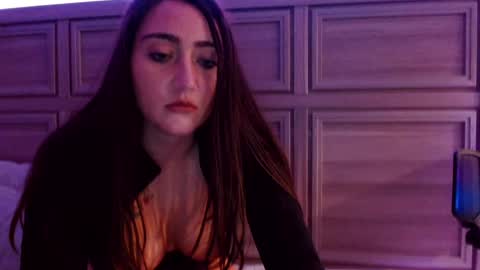 Snapshot of smexy_bun chatting on December 17, 3:28 am Smexy online show from December 17, 3:28 am