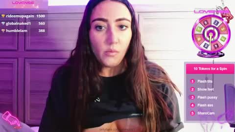 Snapshot of smexy_bun chatting on February 18, 2:59 am Smexy online show from February 18, 2:59 am