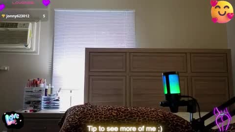 Snapshot of smexy_bun chatting on November 1, 7:49 pm Smexy online show from November 1, 7:49 pm