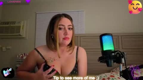 Snapshot of smexy_bun chatting on November 22, 4:33 am Smexy online show from November 22, 4:33 am