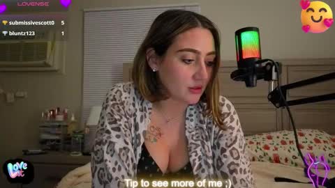 Snapshot of smexy_bun chatting on November 24, 7:19 am Smexy online show from November 24, 7:19 am