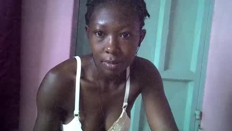 smiley 2025 online show from October 22, 4:24 am