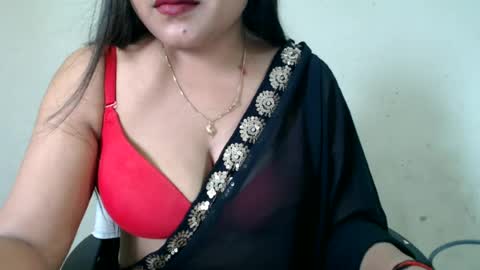 Snapshot of smiley_queen99 chatting on July 9, 2:59 am smiley online show from July 9, 2:59 am