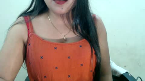 Snapshot of smiley_queen99 chatting on July 9, 3:38 pm smiley online show from July 9, 3:38 pm