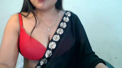 Snapshot of smiley_queen99 chatting on July 20, 10:39 am smiley online show from July 20, 10:39 am