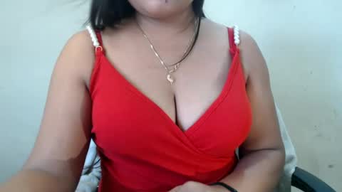 Snapshot of smiley_queen99 chatting on July 30, 8:46 am smiley online show from July 30, 8:46 am