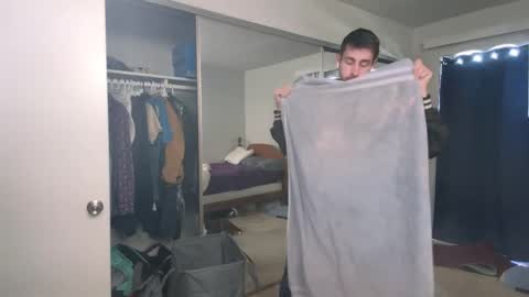 Snapshot of smilingwanker chatting on February 22, 6:17 pm smilingwanker online show from February 22, 6:17 pm