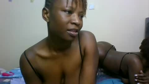 Snapshot of smillingmachine chatting on June 24, 12:09 am terry online show from June 24, 12:09 am