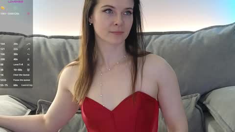 smilym online show from December 7, 12:08 am